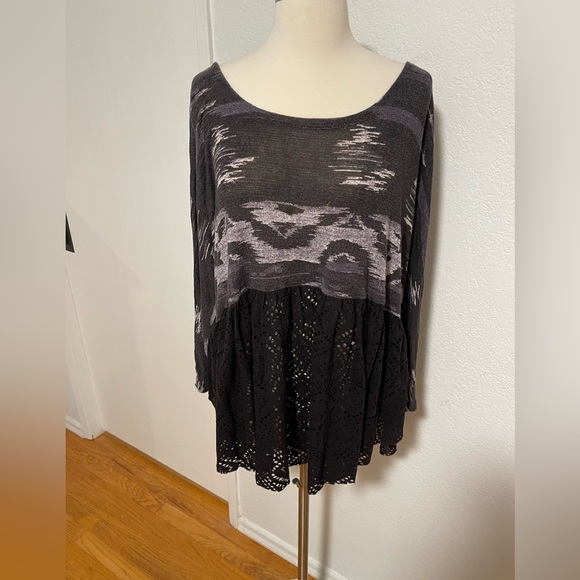 Free People 3/4 sleeve shirt - Picture 3 of 7